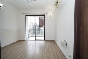 Room in 2 BHK Apartment at Godrej Oasis, Sector 88a – for Sale