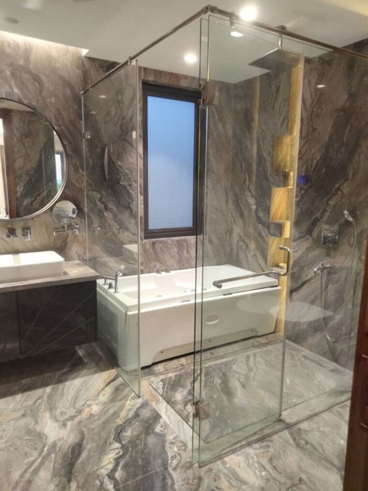 Bathroom, greater kailash 4 Bedroom 400 Sq.Yd. Builder Floor In Greater Kailash Delhi 10634955