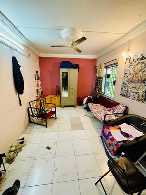 Room in 2 BHK Apartment at Keshav Kunj Kothrud, Kothrud – for Rent