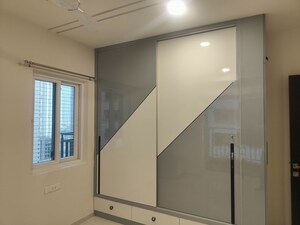 Room in 3 BHK Apartment at Rajapushpa Regalia, Kokapet – for Rent
