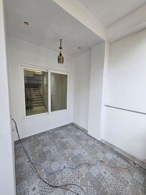 Room in 3 BHK Independent House at Sahastradhara Road – for Sale