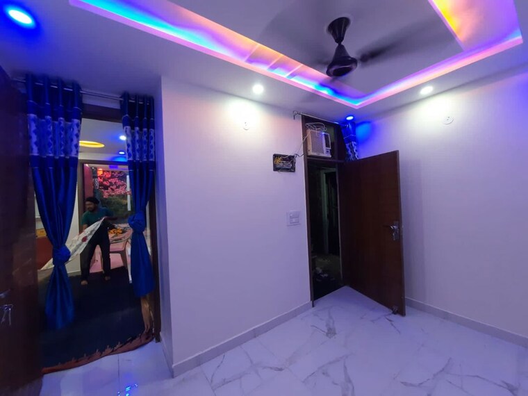 Bedroom, dwarka mor 2 Bedroom 60 Sq.Yd. Builder Floor In Dwarka Mor Delhi 10634993