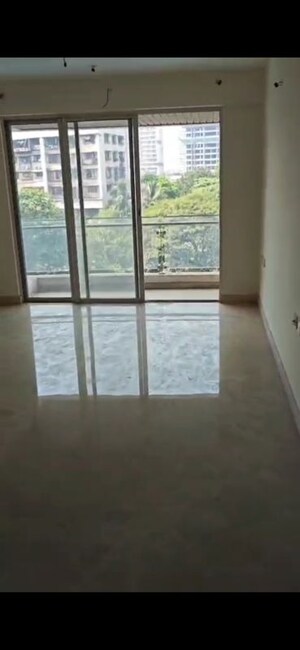 Room in 2.5 BHK Apartment at The Wadhwa The Nest, Andheri West – for Sale