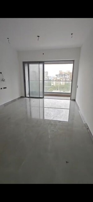 Room in 2.5 BHK Apartment at The Wadhwa The Nest, Andheri West – for Sale
