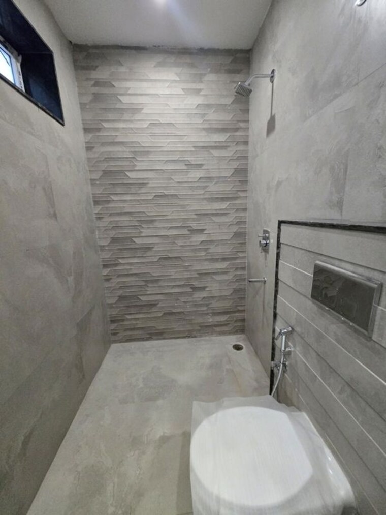 Bathroom, sahastradhara road 3 Bedroom 165 Sq.Yd. Independent House In Sahastradhara Road Dehradun 10634998