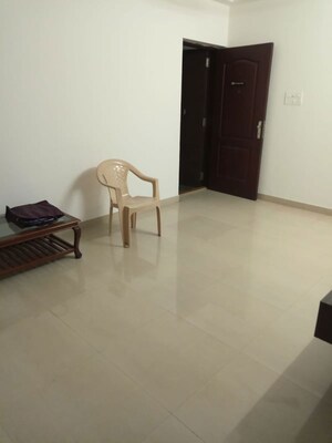 Room in 2 BHK Apartment at SRK Oval Nest, Warje – for Rent