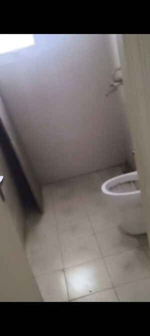 Room in  Office Space at Mittal Rajnagar Residency, Raj Nagar Extension – for Rent
