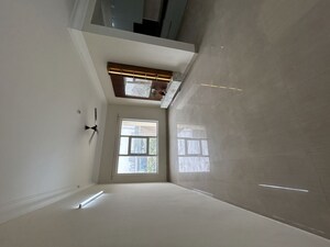 Building Lobby in 3.5 BHK Apartment at Paramount Floraville, Sector 137 – for Rent