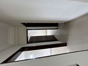Furnished Amenities in 3.5 BHK Apartment at Paramount Floraville, Sector 137 – for Rent