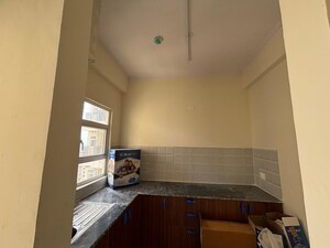 Kitchen in 2.5 BHK Apartment at Amrapali Verona Heights, Tech Zone 4 Greater Noida – for Rent