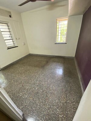 Bedroom in 1 BHK Apartment at Kothrud – for Rent
