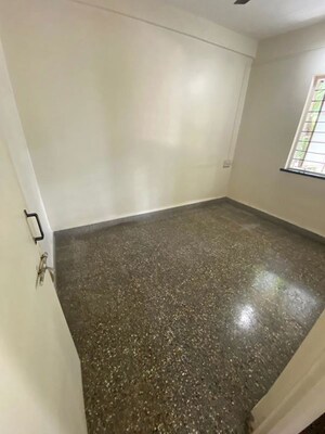 Bedroom in 1 BHK Apartment at Kothrud – for Rent