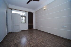 Room in 3 BHK Apartment at High End Paradise II, Raj Nagar Extension – for Sale