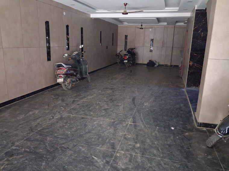  Parking, a block shastri nagar 3 Bedroom 990 Sq.Ft. Builder Floor In A Block Shastri Nagar Ghaziabad 10635057