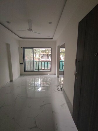 1 BHK Apartment For Sale in Hava Hira CHS in Malad West, Mumbai