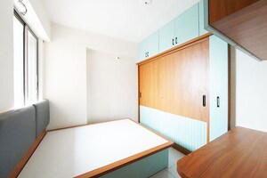 Room in 2 BHK Apartment at Chandlodia – for Sale