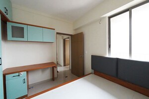 Room in 2 BHK Apartment at Chandlodia – for Sale