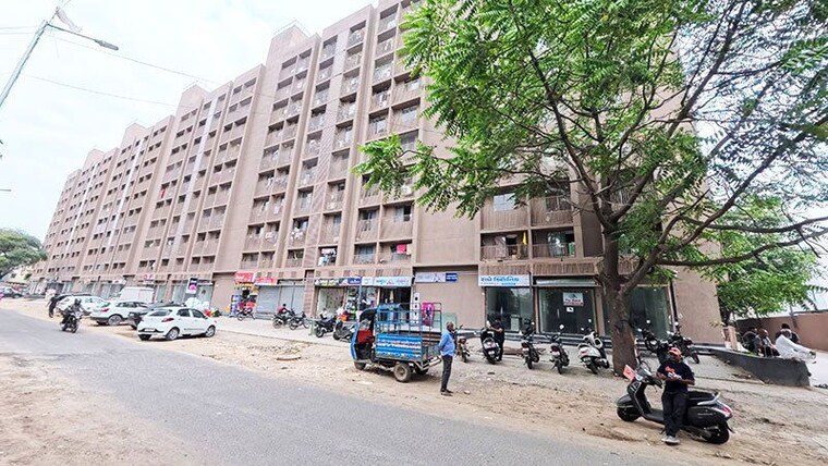 Exterior View, chandlodia 2 Bedroom 126 Sq.Yd. Apartment In Chandlodia Ahmedabad 10635072