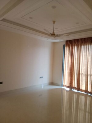 Furnished Amenities in 3 BHK Apartment at RPS Savana, Sector 88 – for Rent