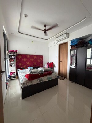 Master Bedroom in 2 BHK Apartment at Majestique Signature Towers Phase 1, Balewadi – for Rent