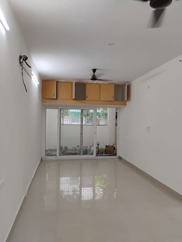 Room, sector 4 dwarka 2 Bedroom 1200 Sq.Ft. Apartment In Sector 4 Dwarka Delhi 10635067