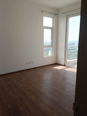 Room in 3.5 BHK Apartment at Vatika Sovereign Park, Sector 99 – for Rent