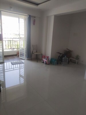 Room in 2 BHK Apartment at Raviraj Planet Millenium, Pimple Saudagar – for Rent
