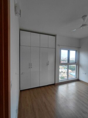 Room in 2 BHK Apartment at Puravankara Purva Zenium, Hosahalli – for Rent