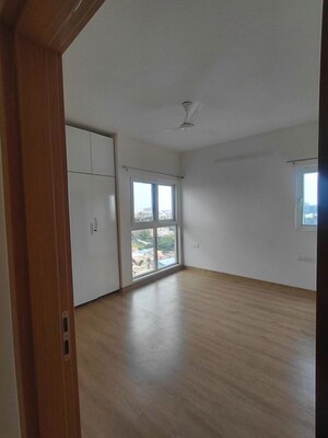 Room in 2 BHK Apartment at Puravankara Purva Zenium, Hosahalli – for Rent