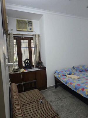 Bedroom in 2 BHK Apartment at Vasant Kunj – for Rent