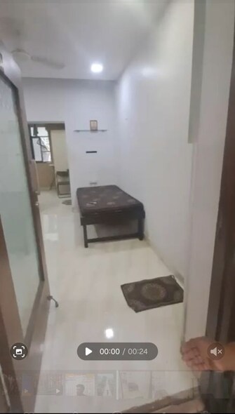 1 Rk  350 Sq.Ft. Builder Floor in Vile Parle Mahaveer