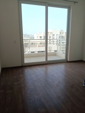 Room in 3 BHK Apartment at Vatika Sovereign Park, Sector 99 – for Sale