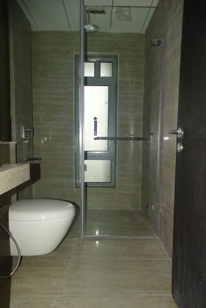 Bathroom in 4 BHK Apartment at Oberoi Realty Exquisite, Goregaon East – for Sale