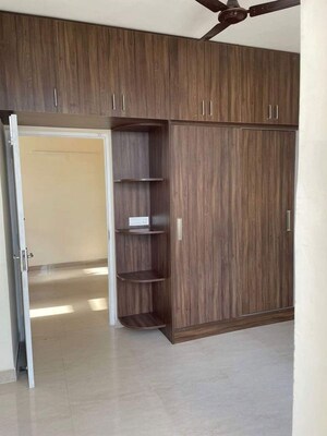 Room in 4 BHK Apartment at Ireo Victory Valley, Sector 67 – for Sale
