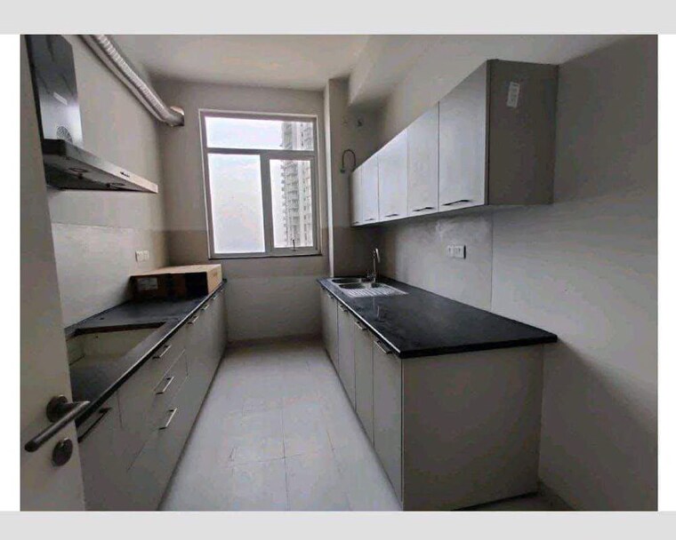 Kitchen, ireo-victory-valley 4 Bedroom 3138 Sq.Ft. Apartment In Sector 67 Gurgaon 10635205