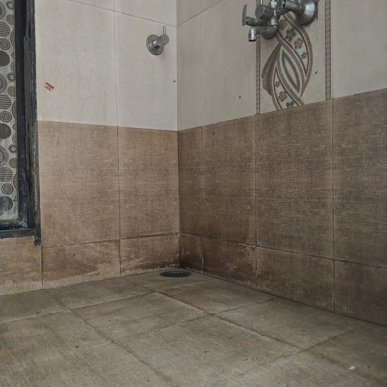 Bathroom, shivshakti-shiv-ornate 2 Bedroom 999 Sq.Ft. Apartment In Ulwe Navi Mumbai 10635221