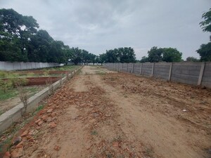  Plot For Sale in Madapur