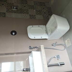 Bathroom in 1 BHK Apartment at Group Satellite Elegance, Goregaon East – for Rent