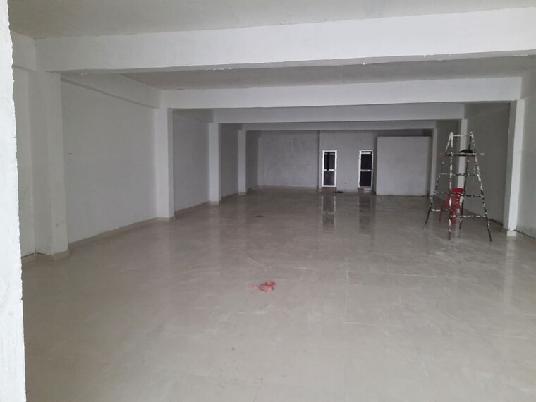 Room, jafrapur Commercial Warehouse 5500 Sq.Ft. In Jafrapur Ayodhya 10635236