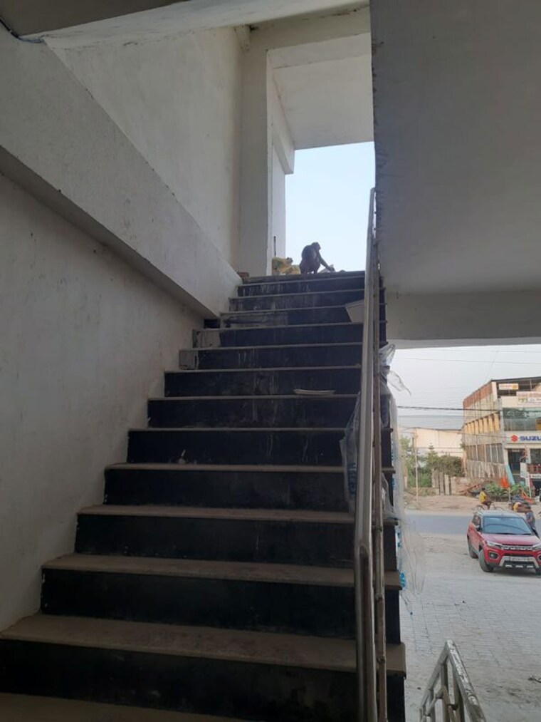 undefined, jafrapur Commercial Warehouse 5500 Sq.Ft. In Jafrapur Ayodhya 10635236