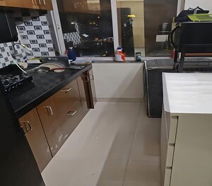 Kitchen in 1.5 BHK Apartment at Dadar East – for Rent