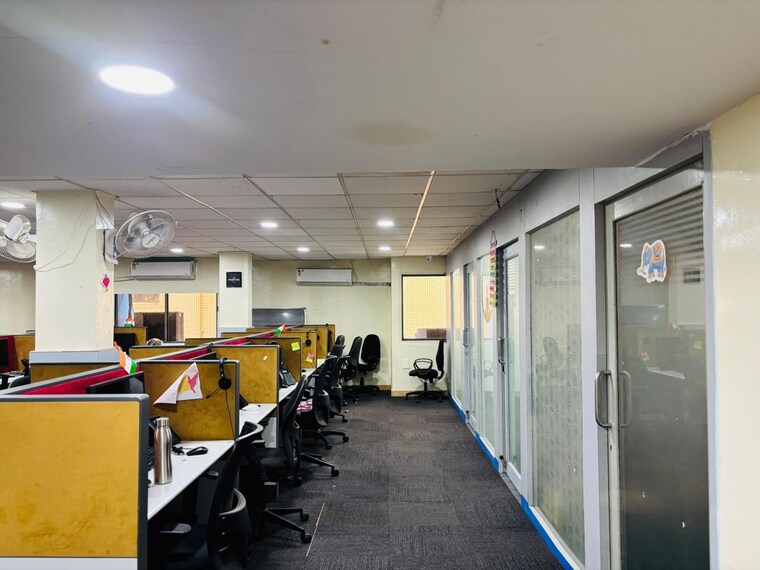  Parking, madhapur Commercial Office Space 3500 Sq.Ft. In Madhapur Hyderabad 10635290