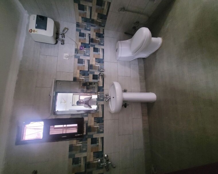 Kitchen, green fields colony 4 Bedroom 2100 Sq.Ft. Builder Floor In Green Fields Colony Faridabad 10635284