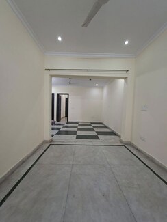 2 BHK + Prayer Room Builder Floor For Rent in Sector 46