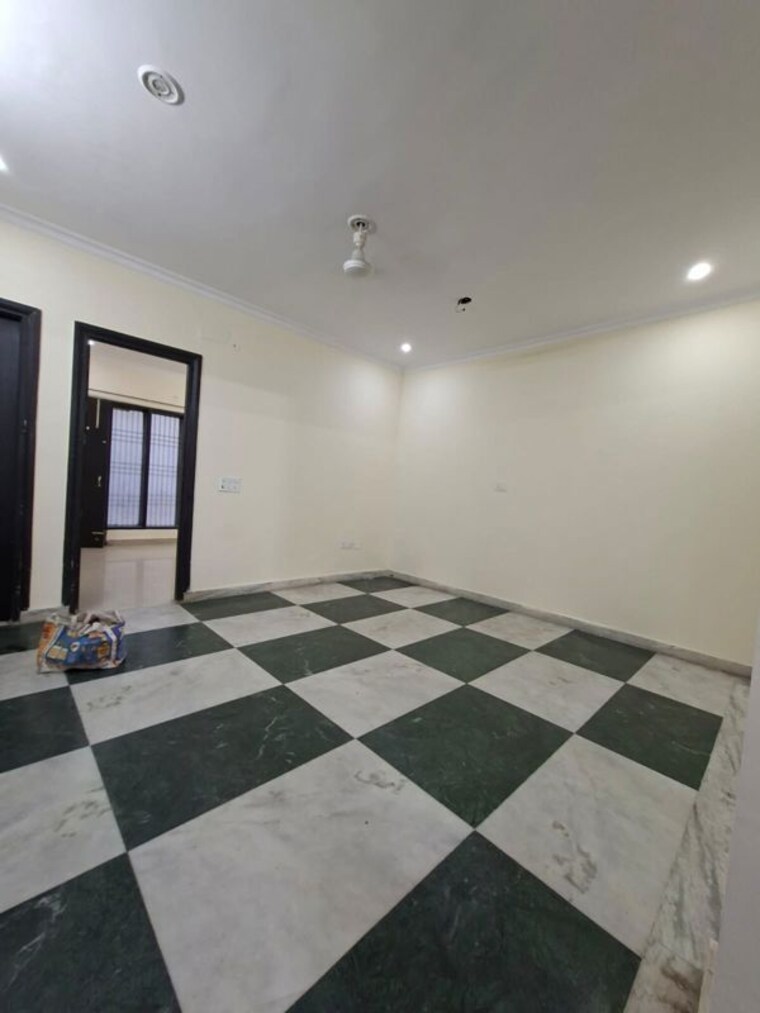 Room, sector 46 2 Bedroom 1250 Sq.Ft. Builder Floor In Sector 46 Gurgaon 10635289