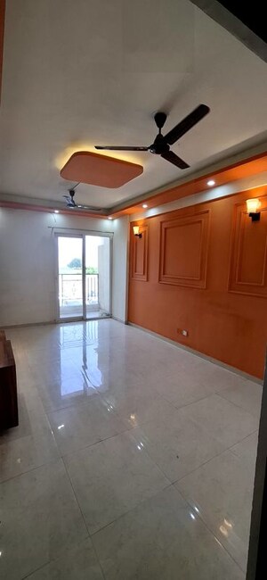 Room in 2 BHK Apartment at Signature Global The Millennia, Sector 37d – for Rent