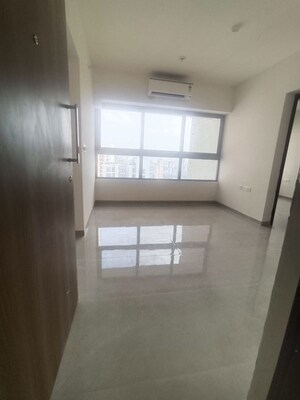 Room in 3 BHK Apartment at Piramal Vaikunth, Balkum Pada – for Sale