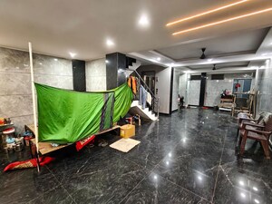 Parking in 2 BHK Builder Floor at Rajouri Garden – for Rent