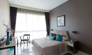 Bedroom in 3.5 BHK Apartment at Kumar Sienna, Magarpatta Road – for Sale