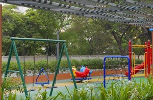 3.5 BHK Apartment – Garden View at Kumar Sienna, Magarpatta Road - for Sale